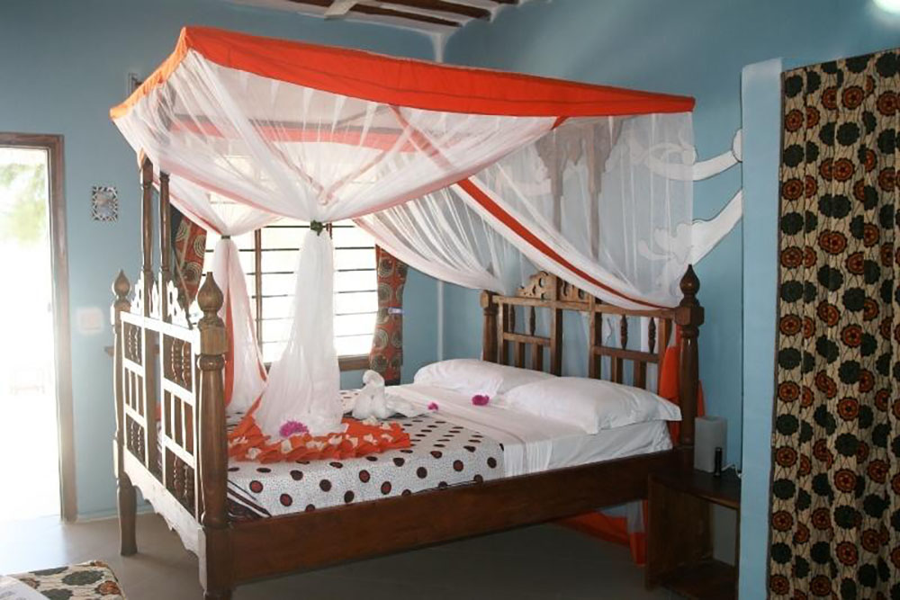 SIMBA BEACH ZANZIBAR
