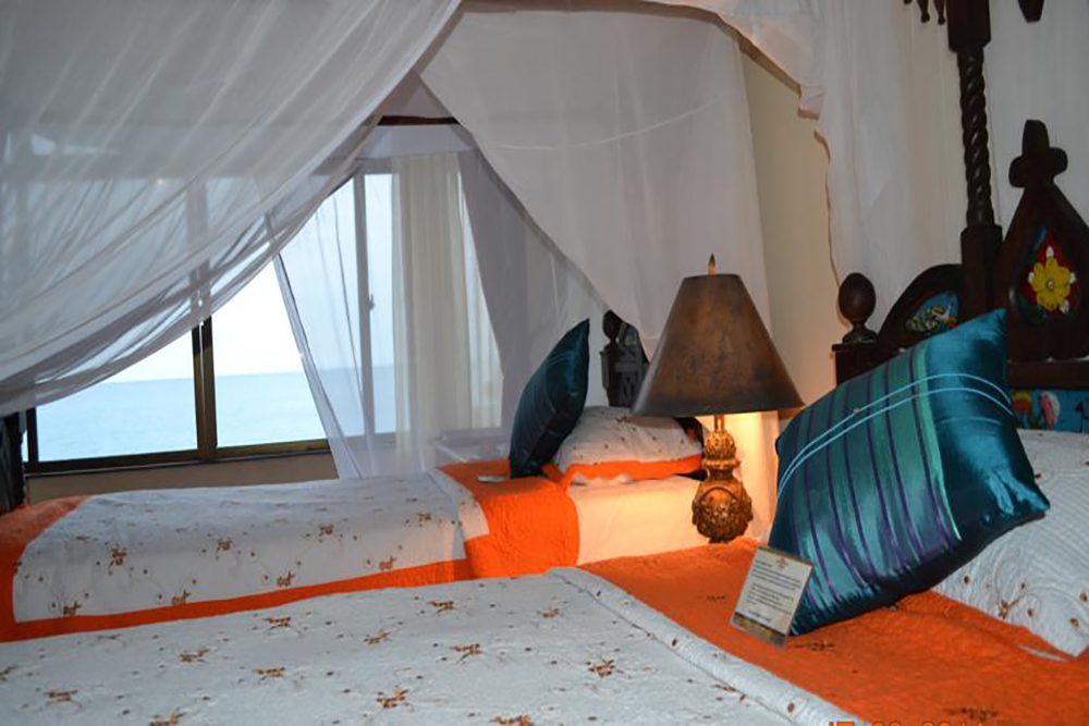 AFRICA HOUSE HOTEL