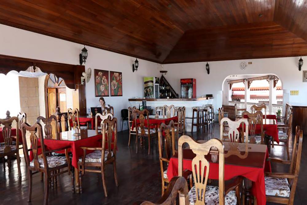 TAUSI PALACE HOTEL