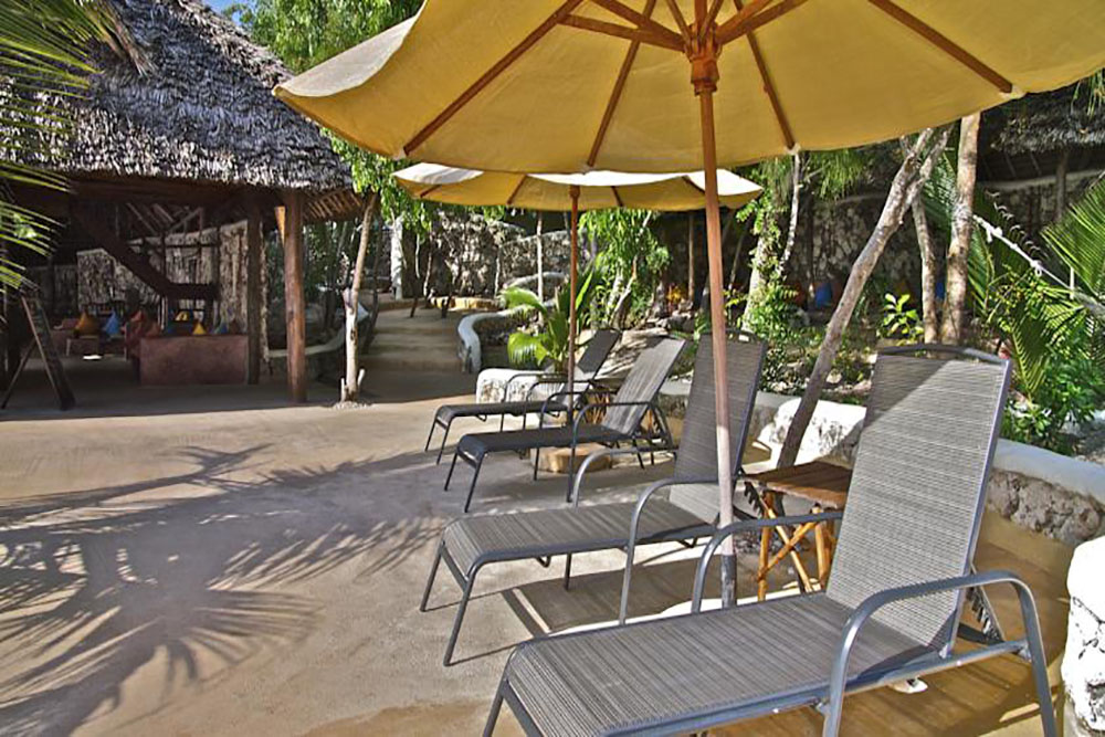 SUNSHINE MARINE LODGE