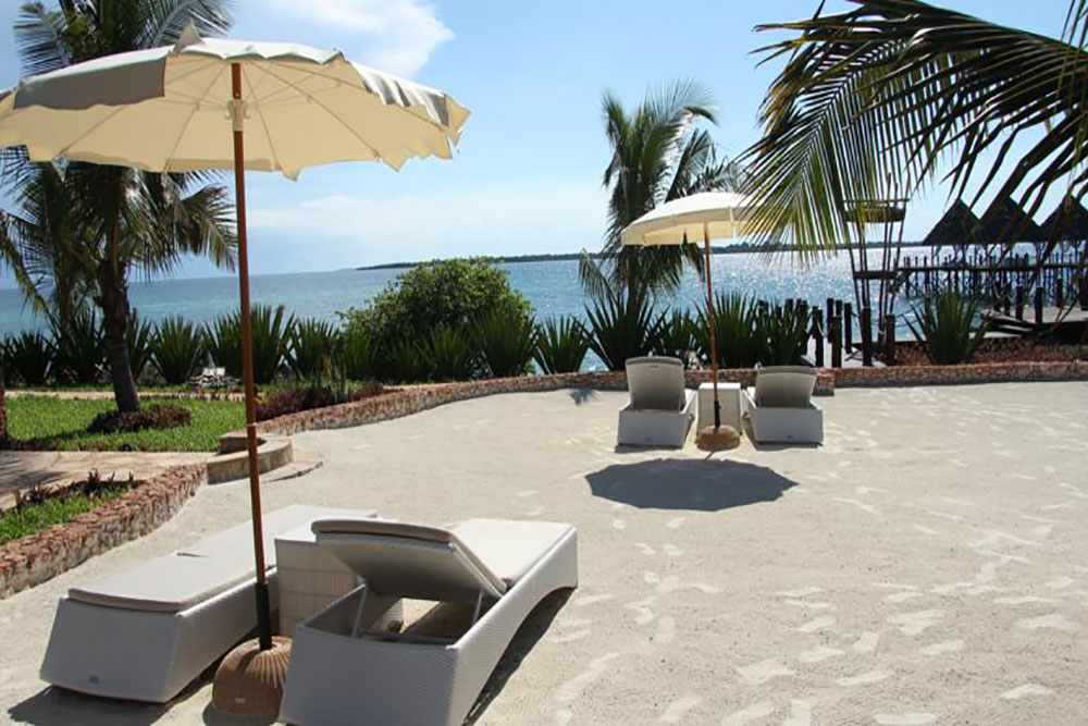 FRUIT & SPICE WELLNESS RESORT